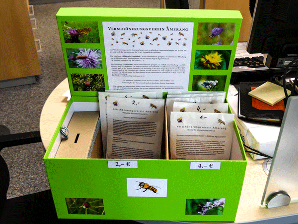 Unsere Sament&uuml;tchen in der Sparkasse